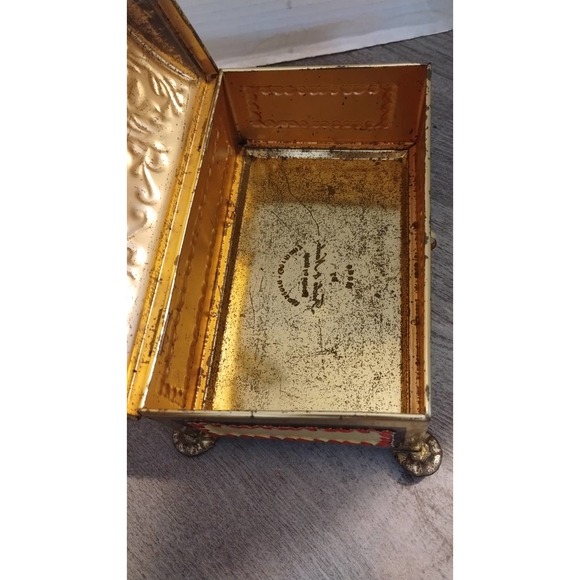 Vintage Fricke and Nacke Embossed Red & Gold Tin/Coin Bank, Western Germany - Picture 7 of 8